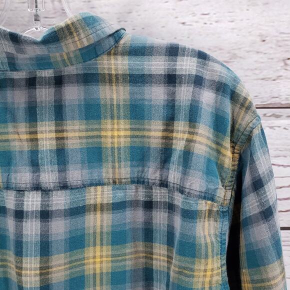 Columbia Sportwear Company Green Plaid Long Sleeve Shirt Size Medium - Picture 14 of 16